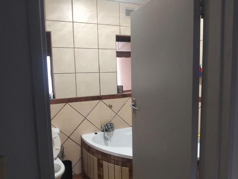 To Let 4 Bedroom Property for Rent in Arboretum Free State